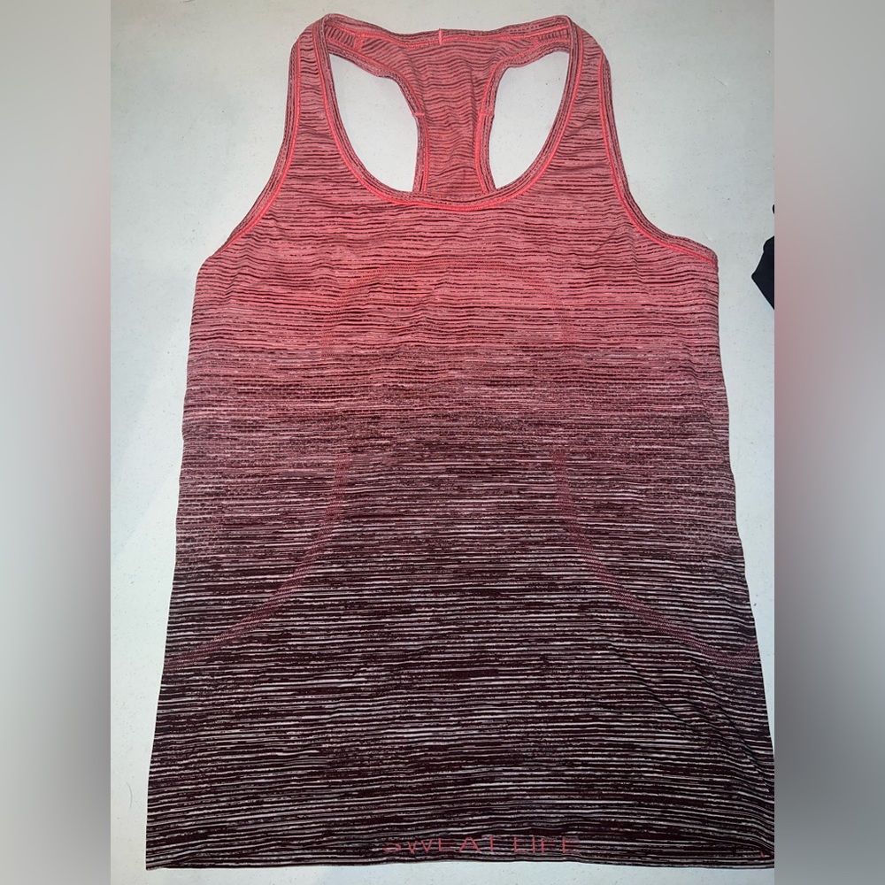 Lululemon tank top